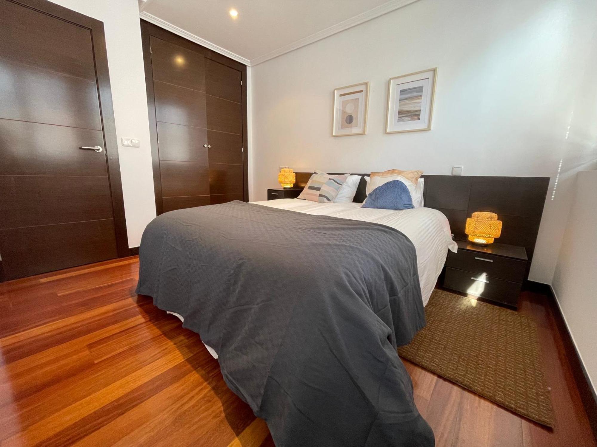 Atuaire Home Vivienda A Luminosa Parking Incluido En Plena Calle Comercial Burgo Dış mekan fotoğraf