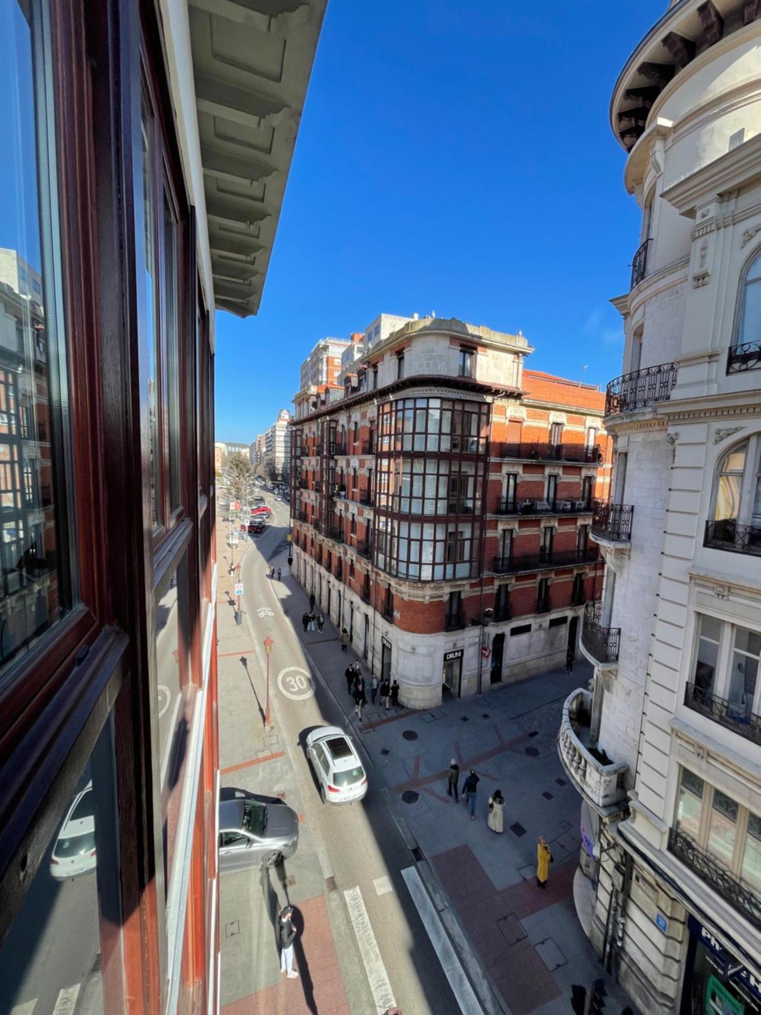 Atuaire Home Vivienda A Luminosa Parking Incluido En Plena Calle Comercial Burgo Dış mekan fotoğraf